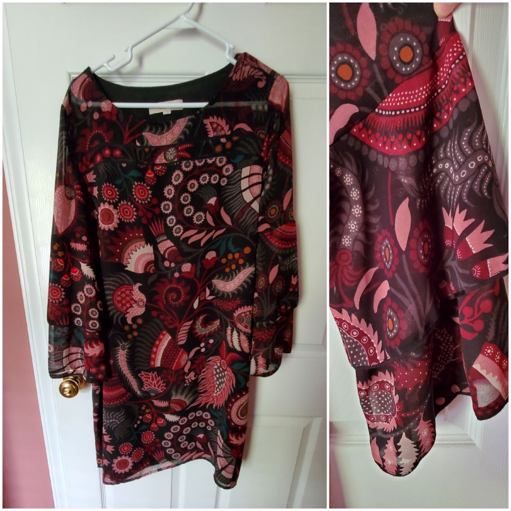 Gorgeous Loft floral dress with bell sleeve detail